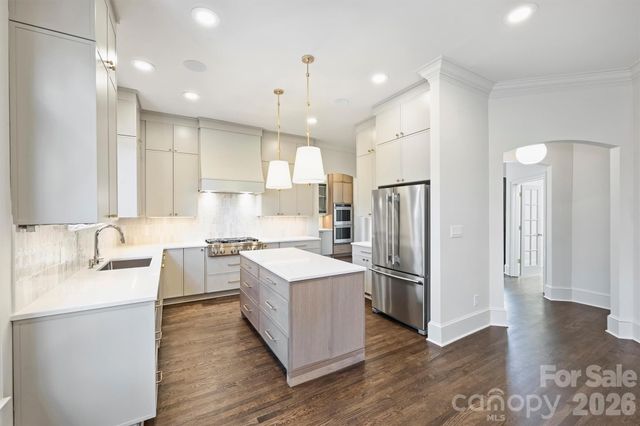 18802 Pentwater Court, Cornelius, NC 28031