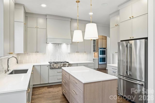 18802 Pentwater Court, Cornelius, NC 28031