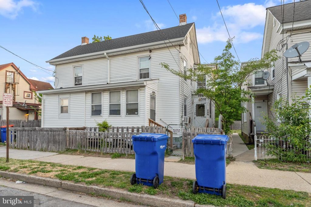 206 E OAK ST E E, Millville, NJ 08332