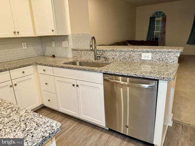 4812 CREST VIEW DR, Hyattsville, MD 20782