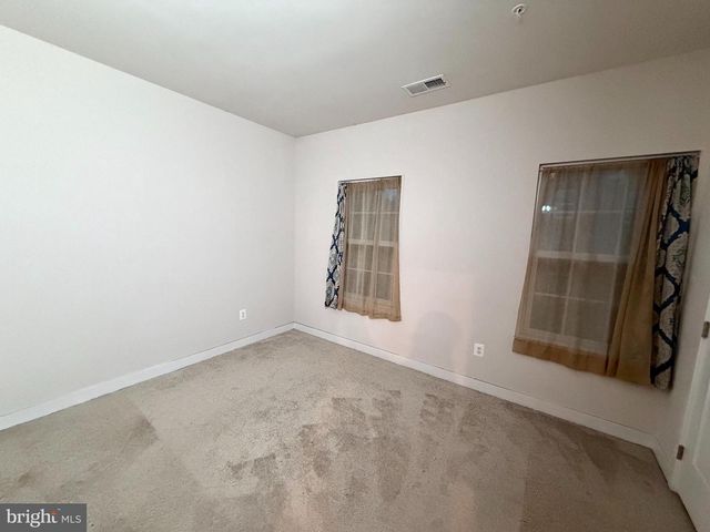 4812 CREST VIEW DR, Hyattsville, MD 20782