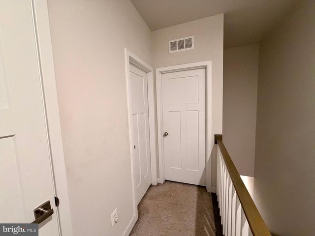 4812 CREST VIEW DR, Hyattsville, MD 20782