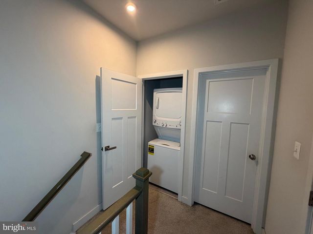 4812 CREST VIEW DR, Hyattsville, MD 20782