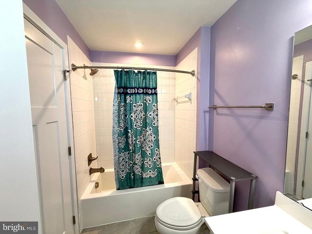 4812 CREST VIEW DR, Hyattsville, MD 20782