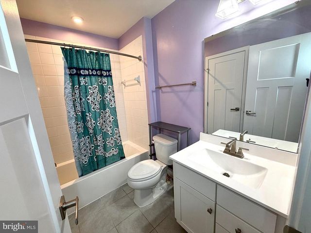 4812 CREST VIEW DR, Hyattsville, MD 20782