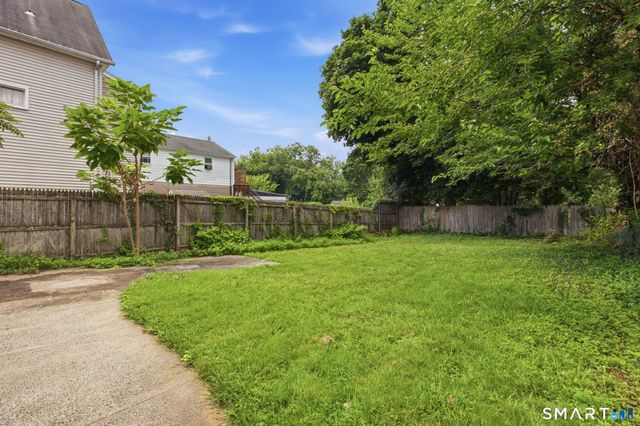 357-359 Center Street, West Haven, CT 06516