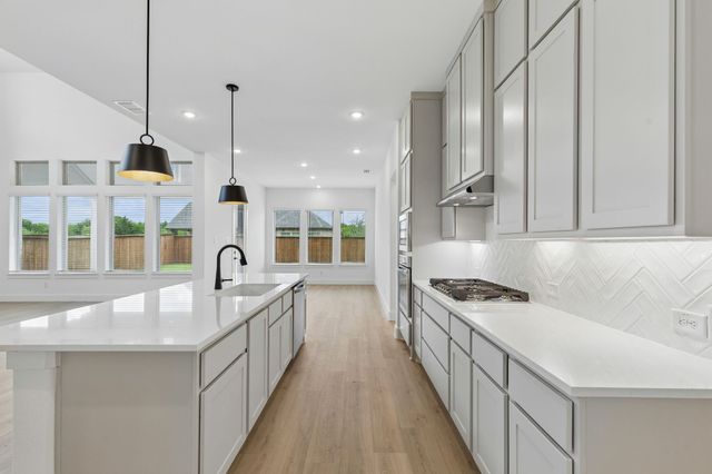 511 Blackwater Trail, Waxahachie, TX 75165