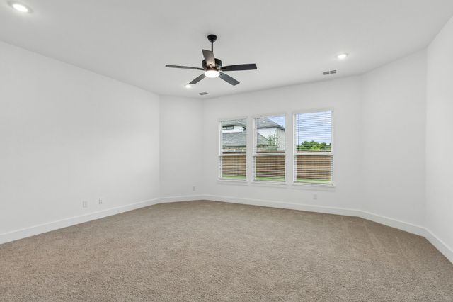 511 Blackwater Trail, Waxahachie, TX 75165