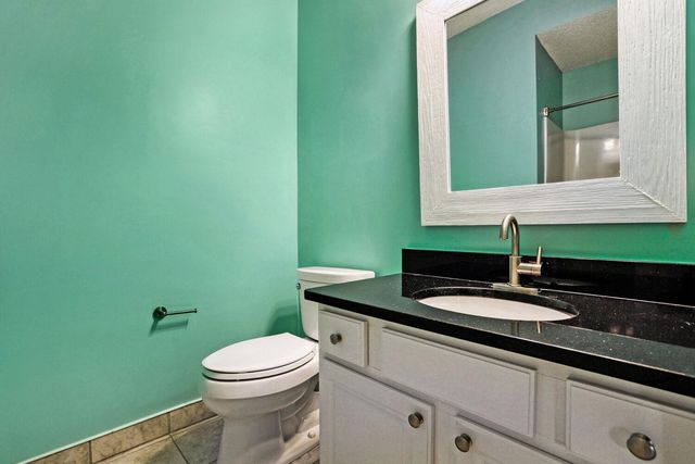 638 Village Parkway, Circle Pines, MN 55014