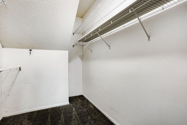 638 Village Parkway, Circle Pines, MN 55014