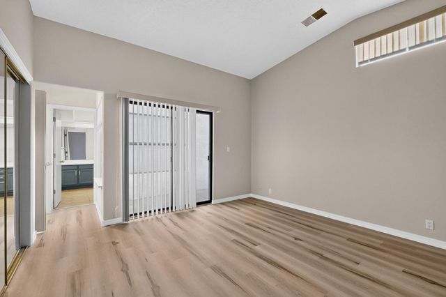 7804 Oakland Avenue NE, Albuquerque, NM 87122
