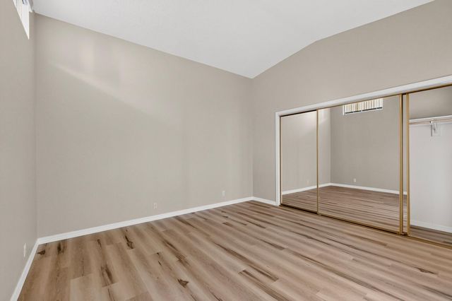 7804 Oakland Avenue NE, Albuquerque, NM 87122