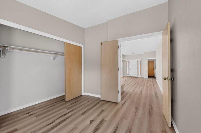 7804 Oakland Avenue NE, Albuquerque, NM 87122