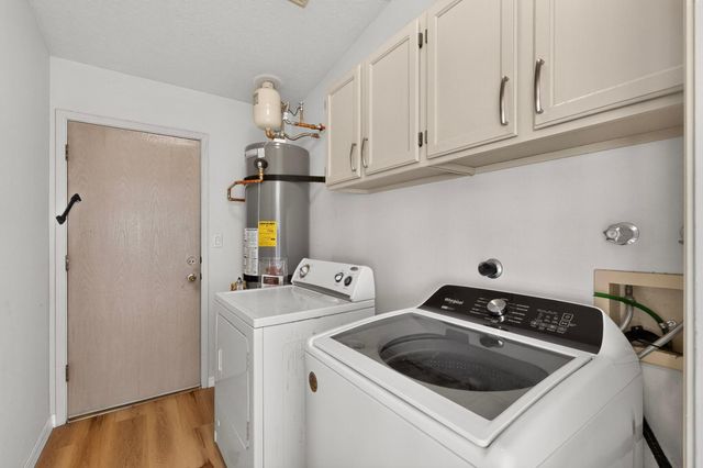 7804 Oakland Avenue NE, Albuquerque, NM 87122