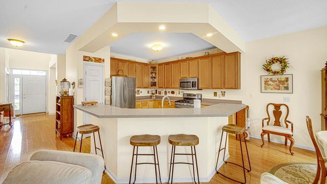 1368 Mackinaw Place, Schererville, IN 46375