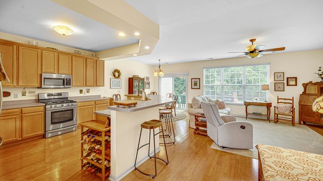 1368 Mackinaw Place, Schererville, IN 46375