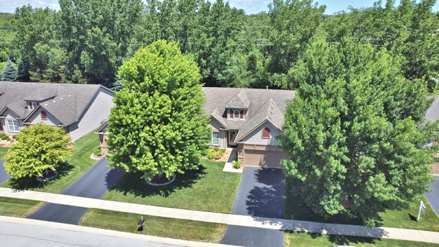 1368 Mackinaw Place, Schererville, IN 46375