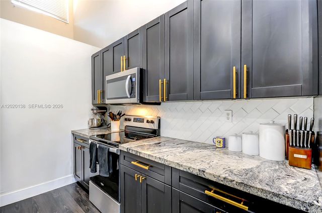 14014 SW 91st Ter 14014, Miami, FL 33186