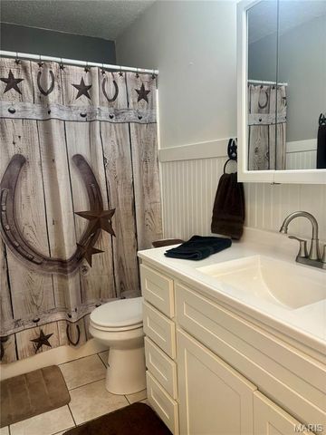 1503 Poplar Street 8, Highland, IL 62249