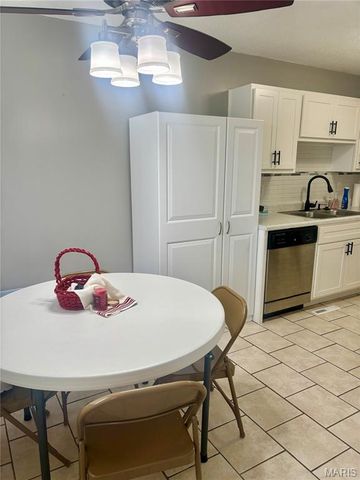 1503 Poplar Street 8, Highland, IL 62249