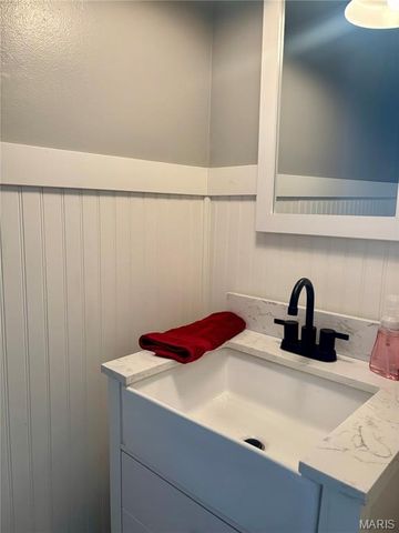 1503 Poplar Street 8, Highland, IL 62249