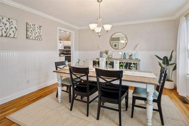 15 Cross Road, Cortlandt Manor, NY 10567