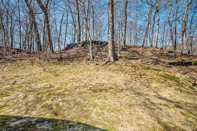 15 Cross Road, Cortlandt Manor, NY 10567