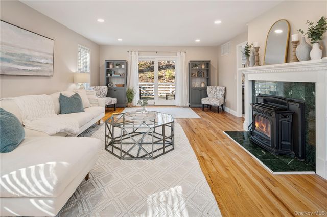 15 Cross Road, Cortlandt Manor, NY 10567