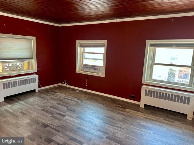 36 S WHITEOAK ST, Kutztown, PA 19530