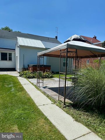 36 S WHITEOAK ST, Kutztown, PA 19530