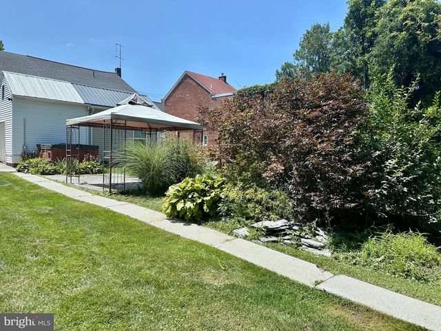 36 S WHITEOAK ST, Kutztown, PA 19530