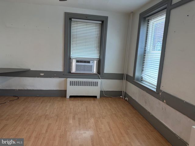 36 S WHITEOAK ST, Kutztown, PA 19530