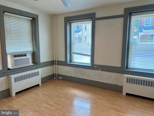 36 S WHITEOAK ST, Kutztown, PA 19530