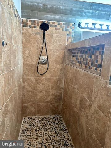 36 S WHITEOAK ST, Kutztown, PA 19530