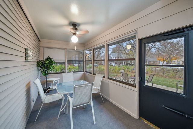 747 Redwing Drive, Geneva, IL 60134