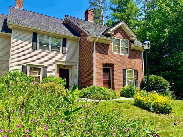 121 Townhouse Way Apt 24, Woodstock, VT 05091
