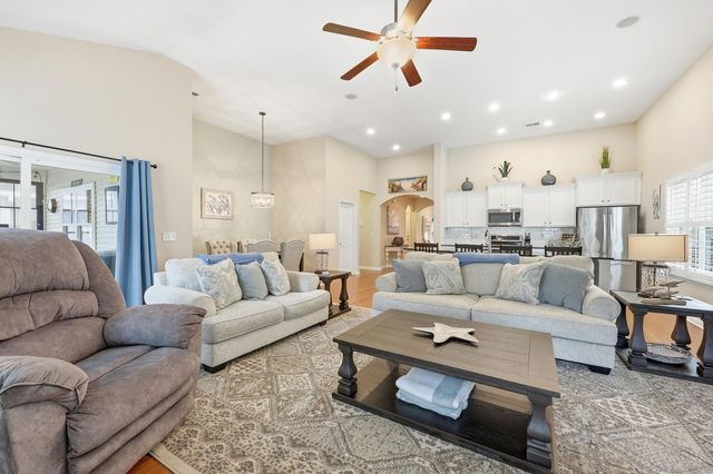 137 Zostera Dr., Little River, SC 29566