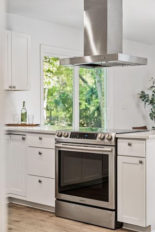 1122 Wellington, Charleston, SC 29412