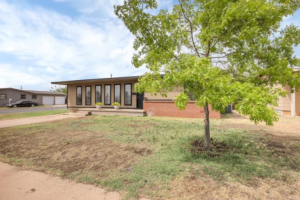 1601 Patton Dr, Odessa, TX 79761