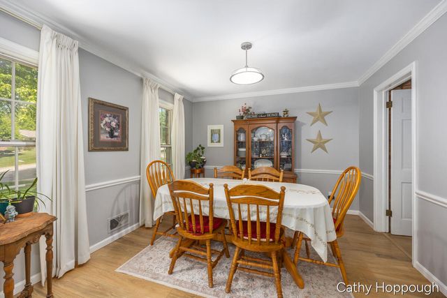 752 Ridgewood Drive, Ionia, MI 48846