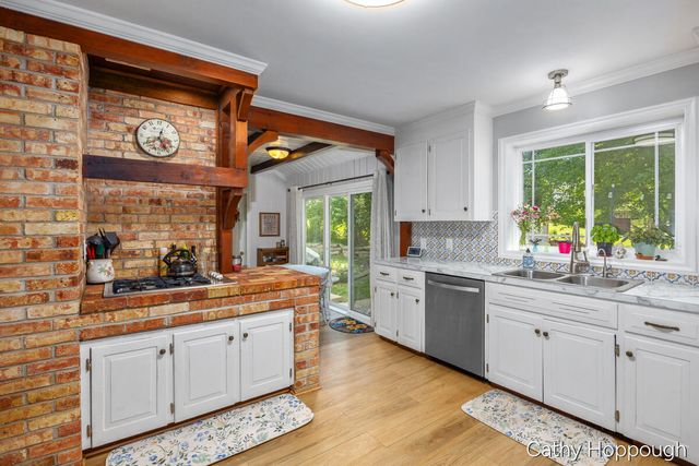 752 Ridgewood Drive, Ionia, MI 48846