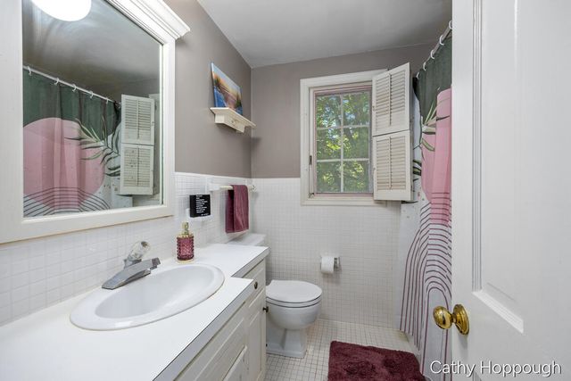 752 Ridgewood Drive, Ionia, MI 48846