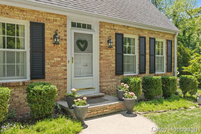 752 Ridgewood Drive, Ionia, MI 48846