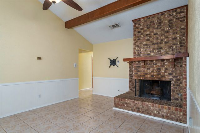2930 Duff Drive, Arlington, TX 76013