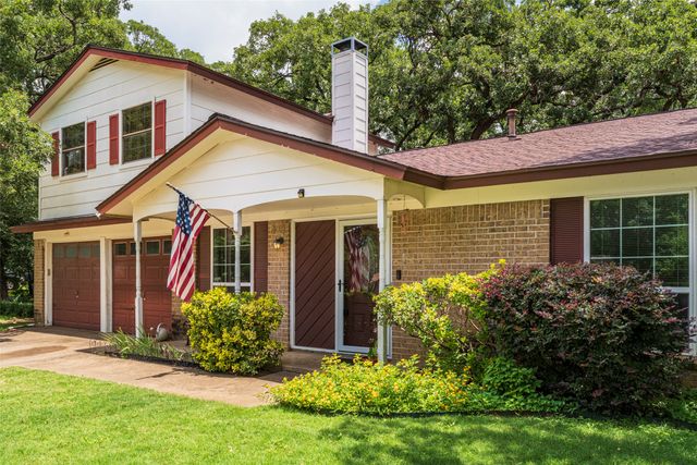 2930 Duff Drive, Arlington, TX 76013