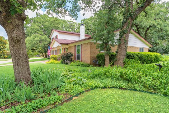 2930 Duff Drive, Arlington, TX 76013