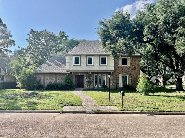 13719 Foxmoor Lane, Houston, TX 77069