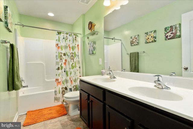 115 MATCHBOX CT, Ranson, WV 25438