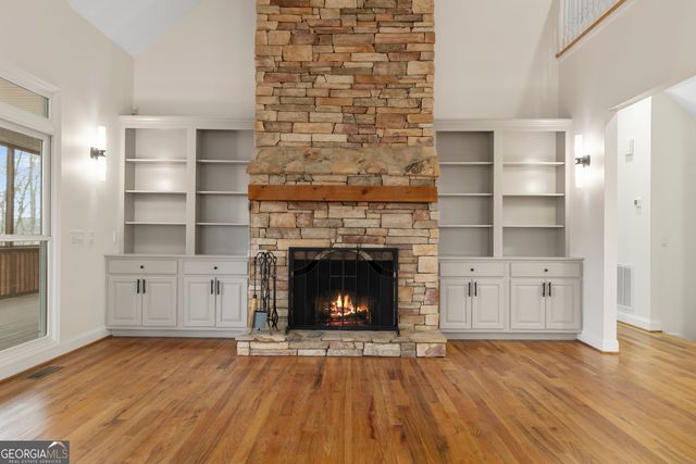 124 S Shore Drive, Fair Play, SC 29643