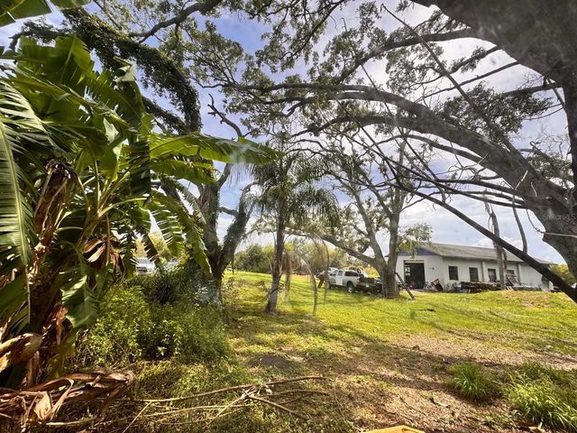 2715 MASSEE ROAD, Davenport, FL 33837